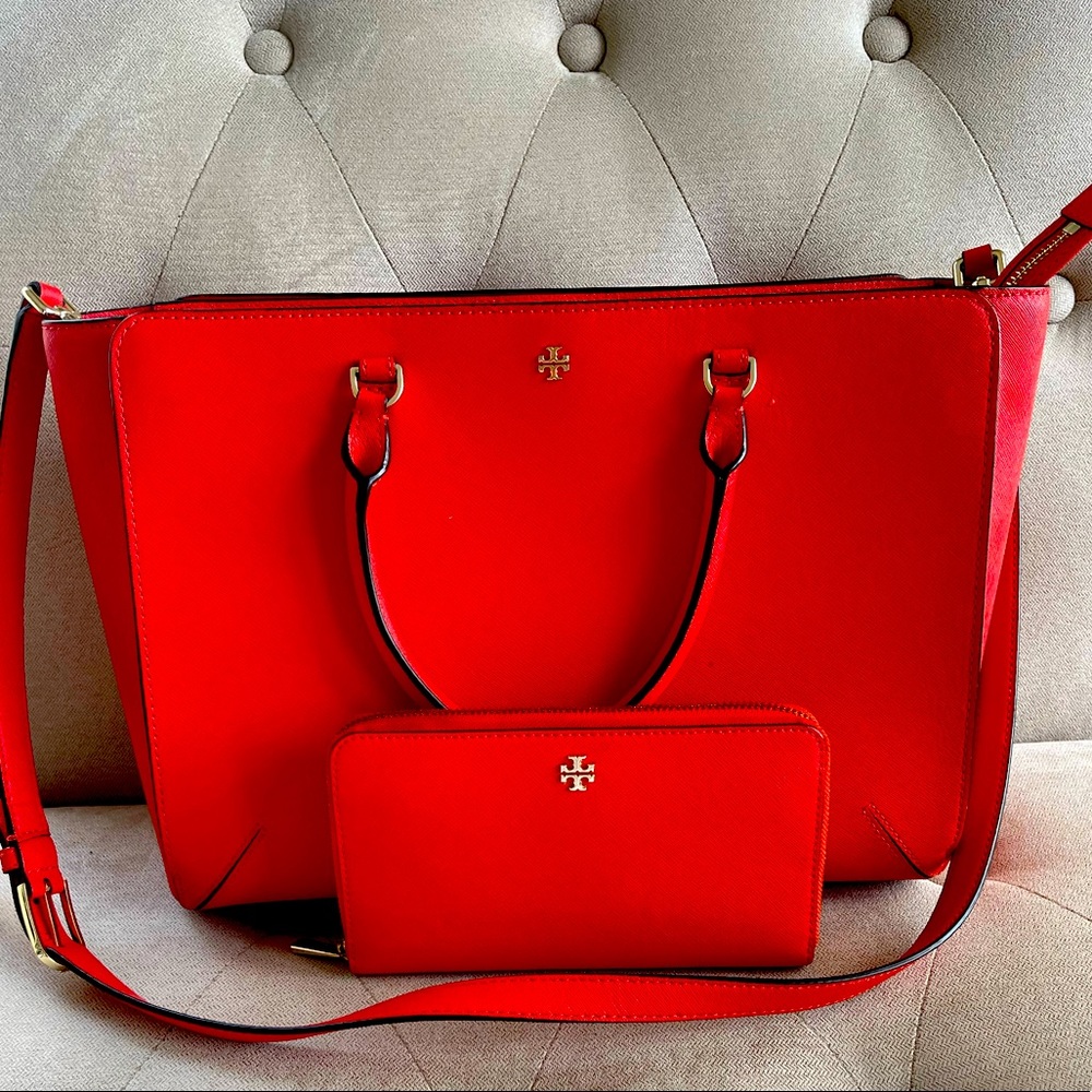 Tori Burch purse and wallet
